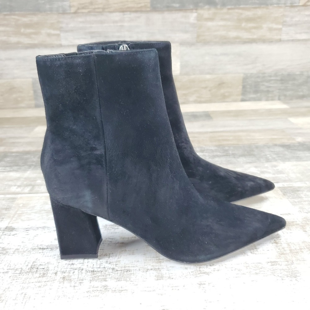 Marc Fisher Sela Bootie Womens Sz 7 Black Suede Side Zip Pointed Toe Block Heel